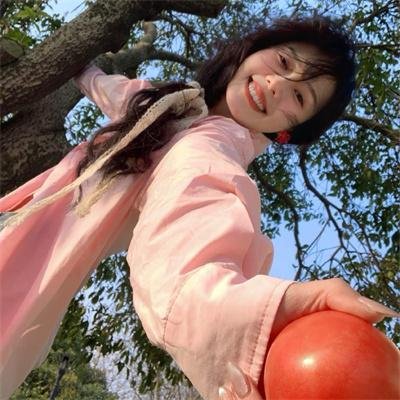 精灵高中:逃离骷髅海岸